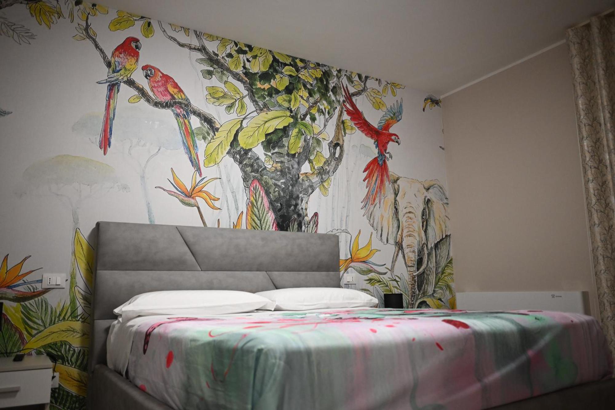ريجّو دي كالابريا The Paris Rooms B&B المظهر الخارجي الصورة